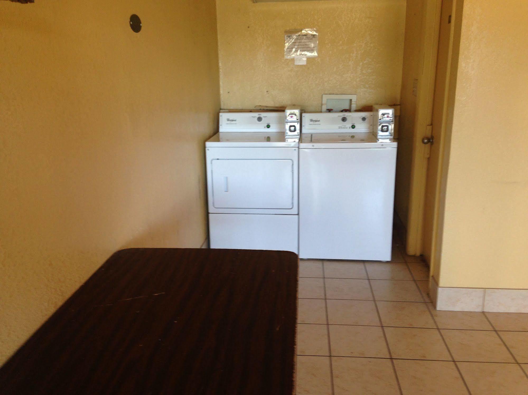 Economy Inn Little Rock Ngoại thất bức ảnh